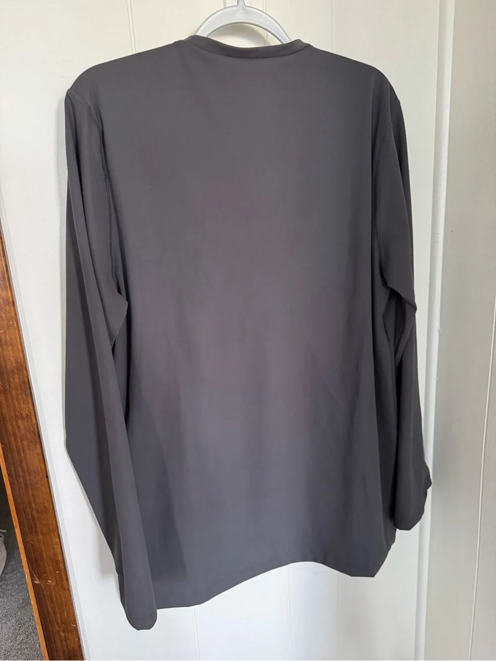 NWOT Lalabu Dad Baby Wearing LS Shirt for Hands Free Bonding Dark Gray Size XL